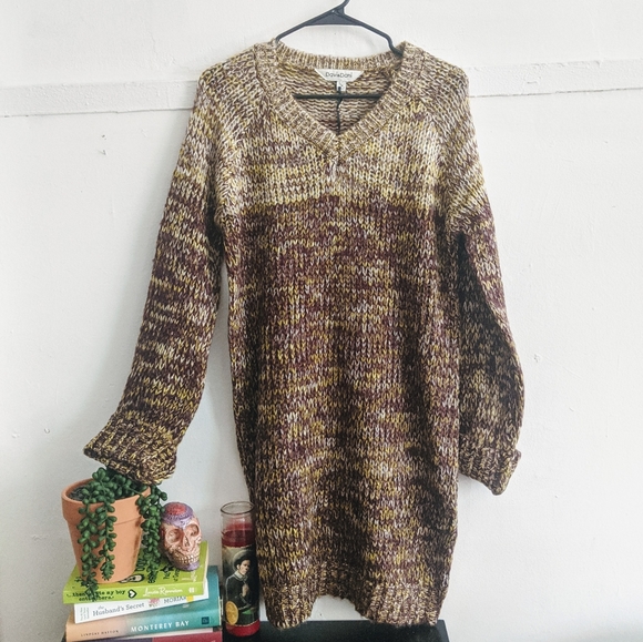 Olive Cocoa Ombre Long V-neck Sweater Dress - Picture 5 of 8